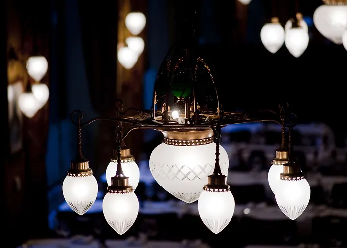 كونتيننتال فندق 5*