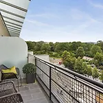 Отель Continental 5*