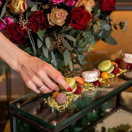 Continental Szálloda 5*