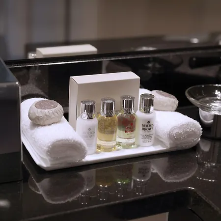 Continental Hotell 5*