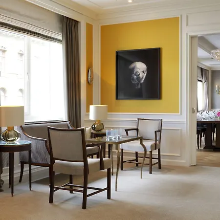 Hotell Continental 5*