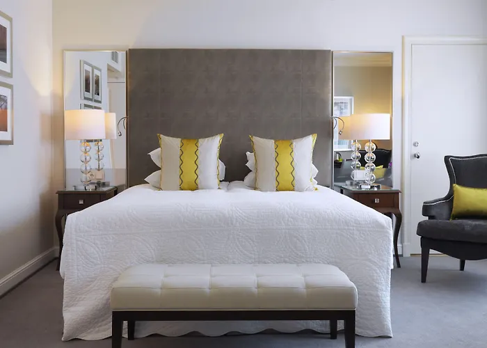 Continental Hotell 5*