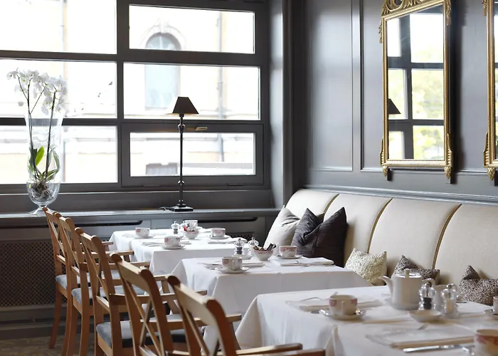 Continental Hotell 5*