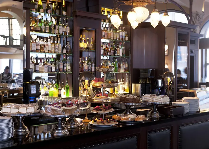 Hotell Continental 5*