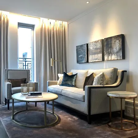 Hotell Continental 5*